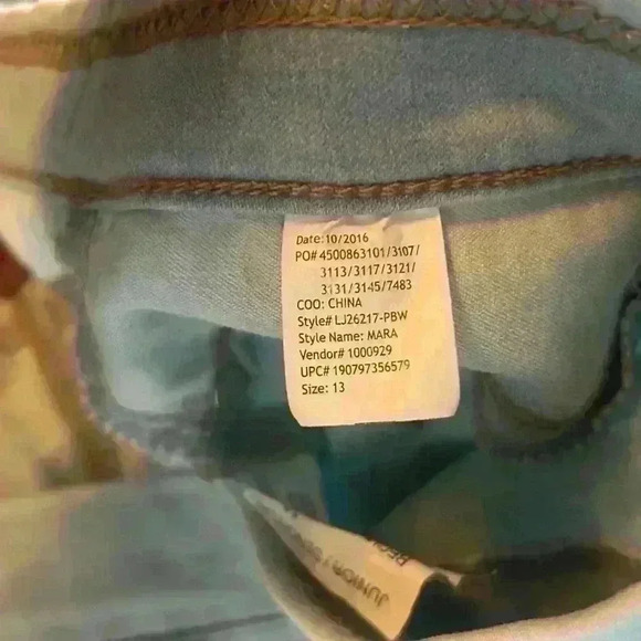 Lei Capri Jeans Stretch Slip On Size 13 - Picture 5 of 8